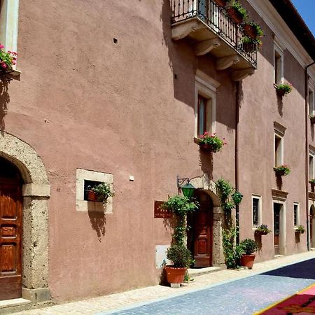 Hotel Alle Vecchie Arcate Pescasseroli Exterior foto